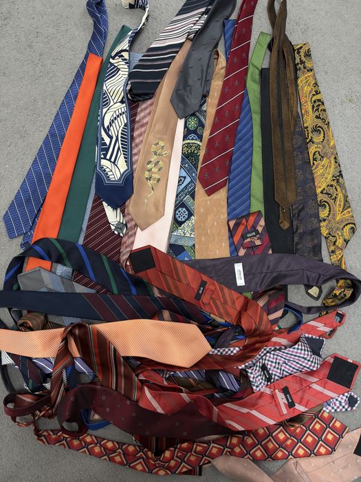 Cravate armani, hugoo boss, Gianfranco Ferre etc