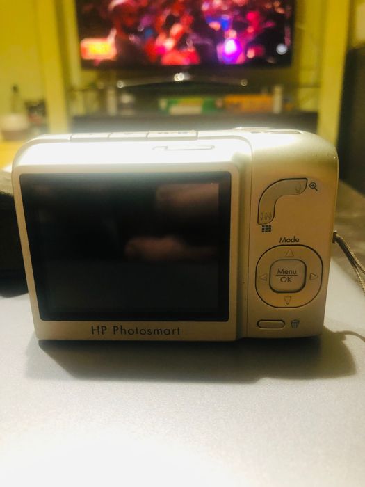 Aparate foto digitale Samsung si HP, impecabile