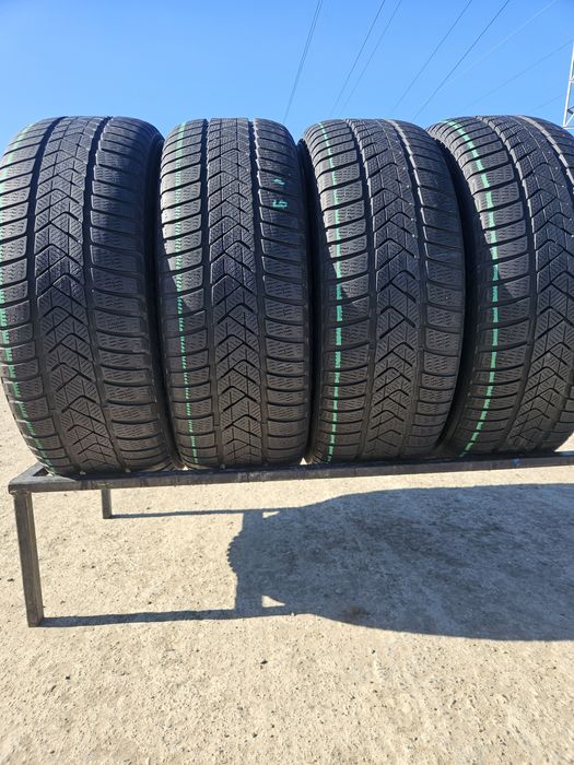 Vând anvelope iarna 245/50/19 245/50r19 PIRELLI