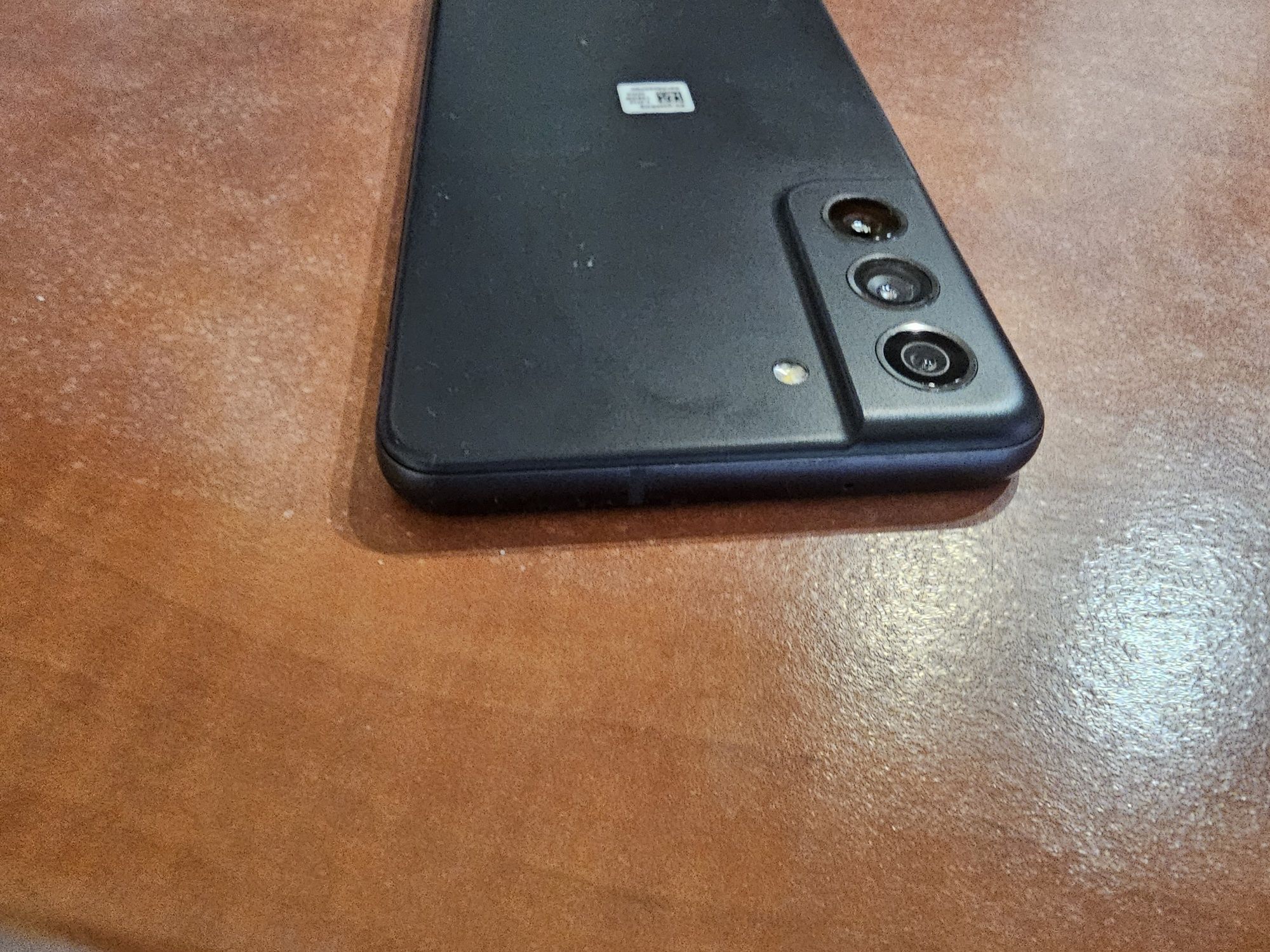 Продавам Samsung fe 21 (128g)