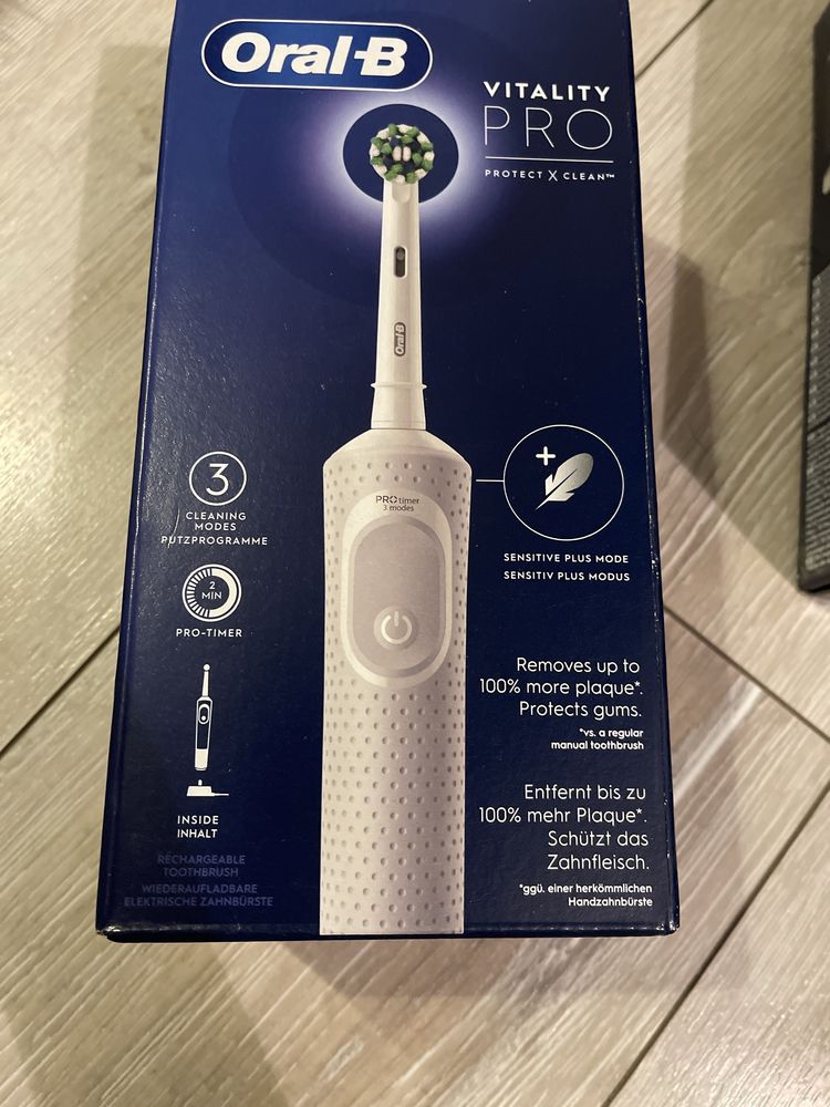 Periuta electrica oral b vitality pro