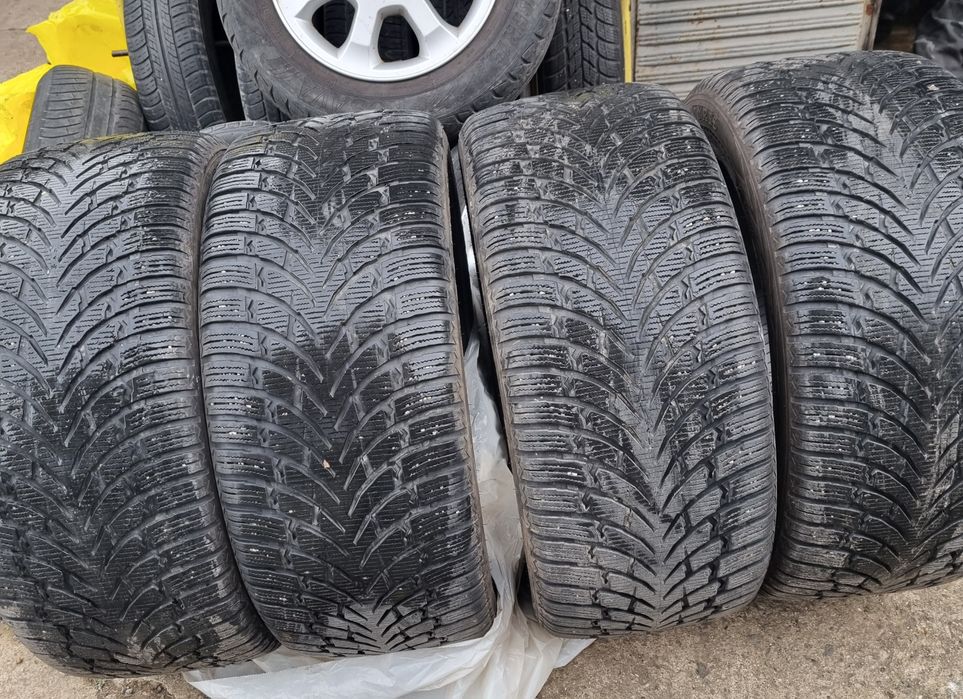 285 45 20 Nokian SUV4