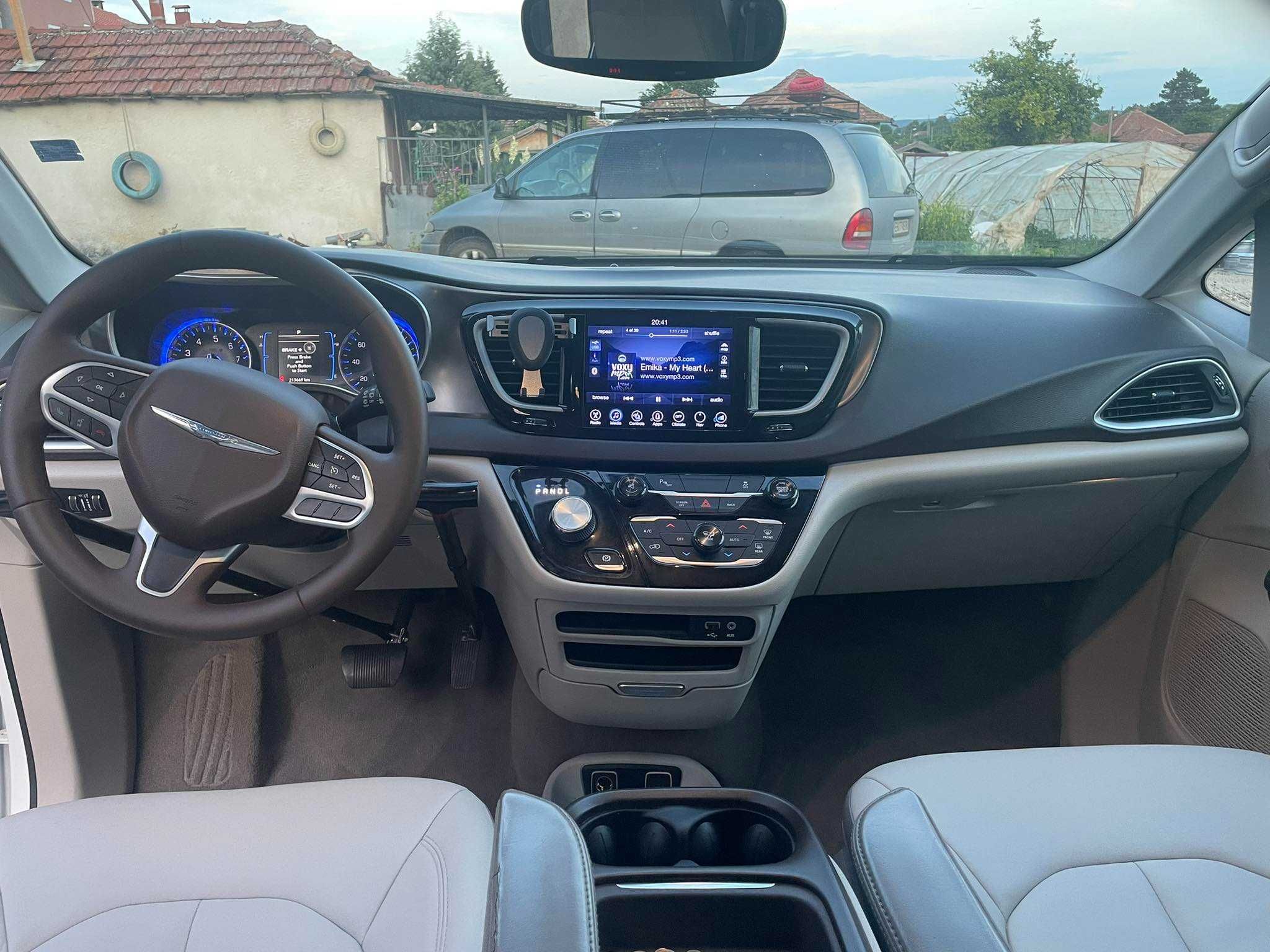 Chrysler Pacifica Touring L 3.6 Pentastar
