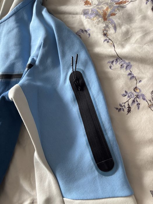 Nike tech fleece размер XS