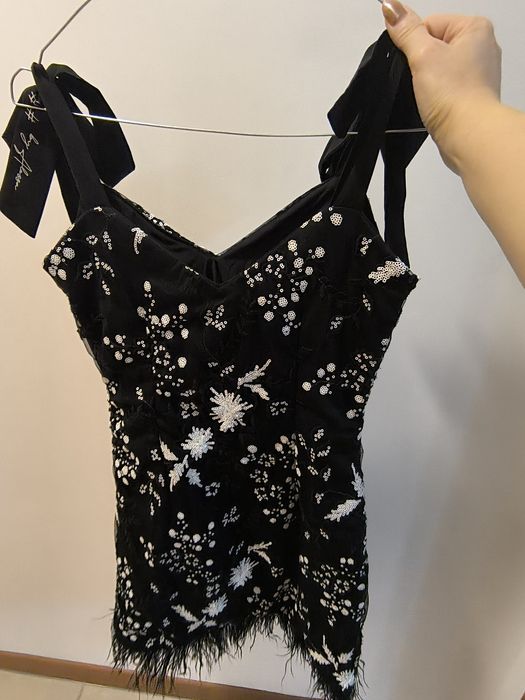 Alessa black swan рокля