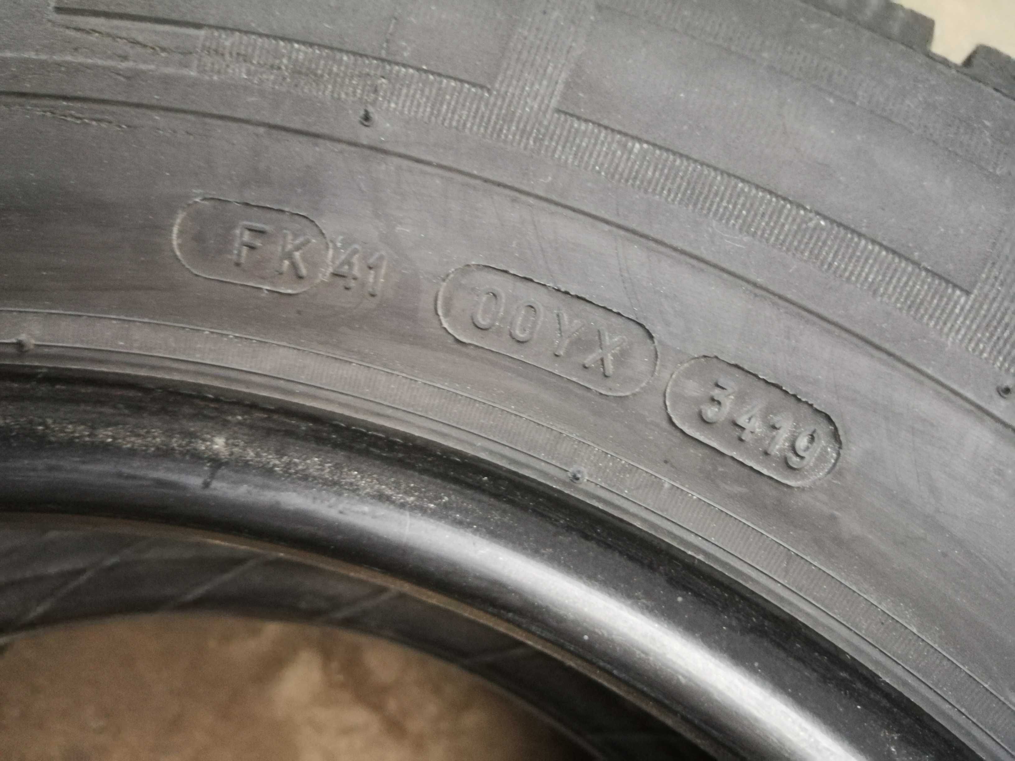 2 бусови зимни гуми R16C 235/65 Michelin Agilis Alpin 115/113R M+S 8PR