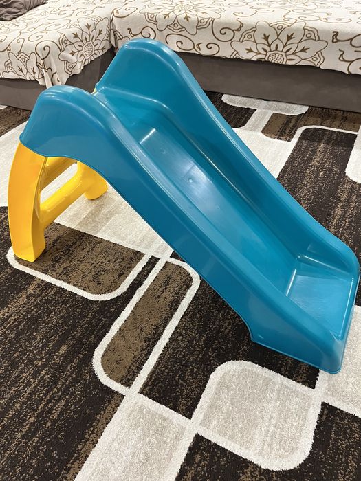 Продам горку детскую