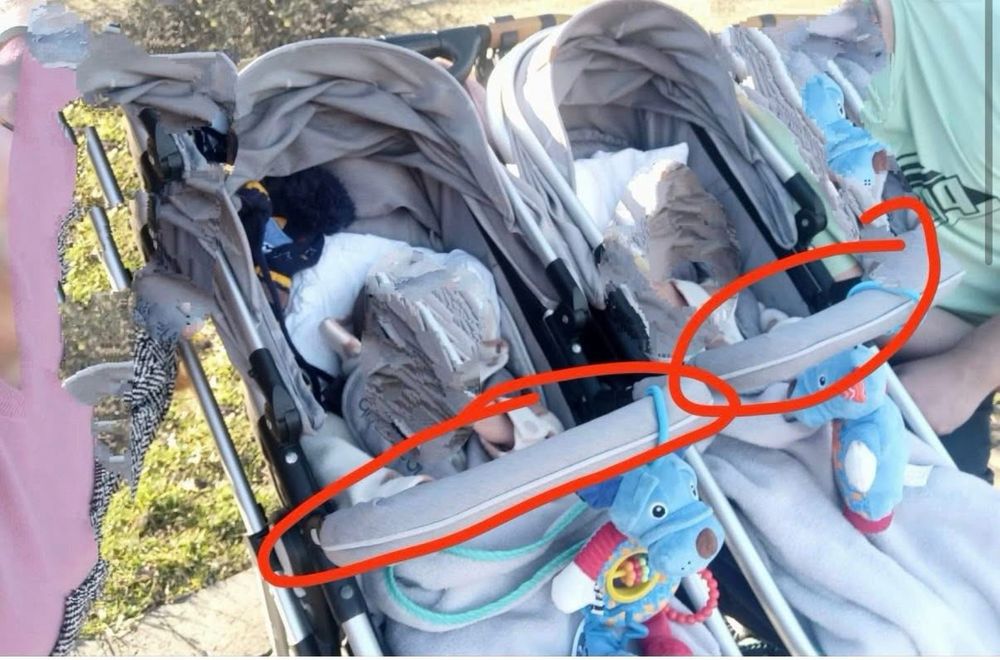 ПОДАРЯВАМ Chipolino дуо смарт количка за близнаци