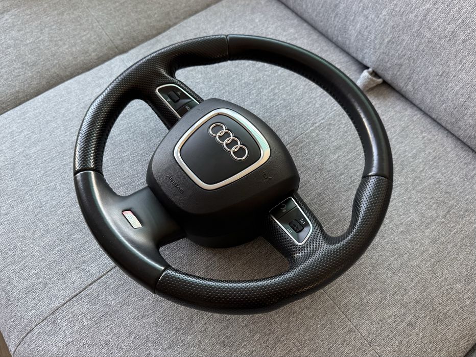 S-line мулти волан с пера + airbag за Ауди Q5 / A5 (2009-2012)