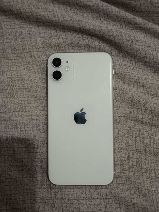 Продаю iPhone 11