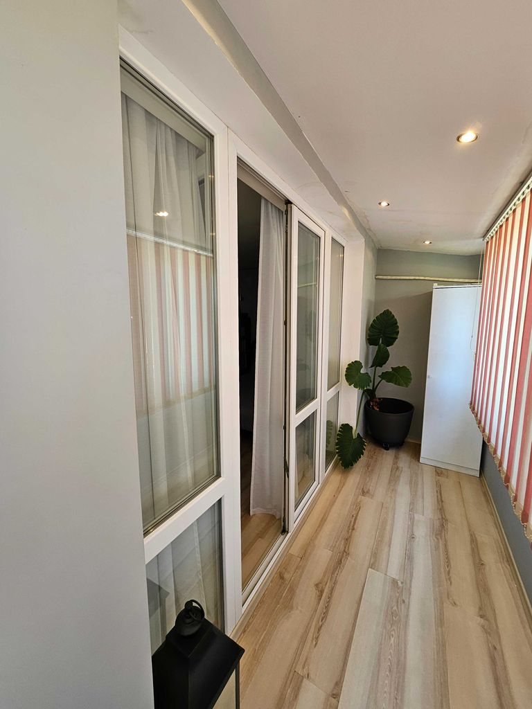 Продава се Четиристаен апартамент в Видин, Христо Ботев - 125 кв.м за 1240 €/кв.м - Снимка #3