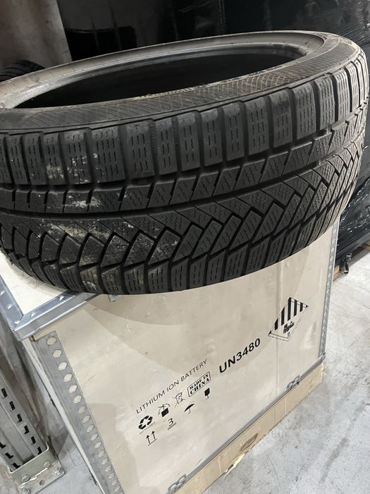 Зимни гуми 225/40/18