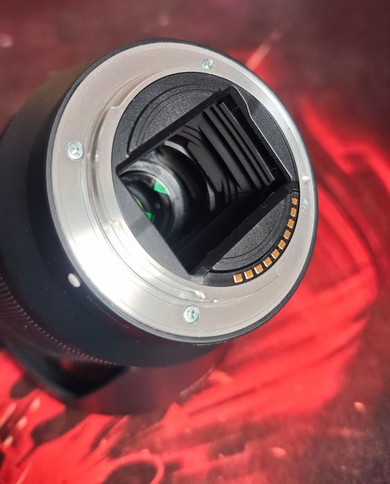 Obiectiv SONY FE 28-70mm F3.5-5.6 OSS