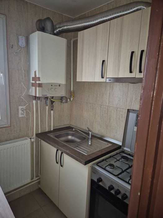 Inchiriez garsoniera