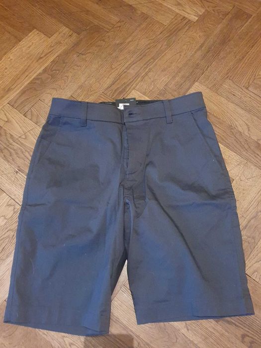 Pantaloni scurti NIKE de golf marime M standard fit