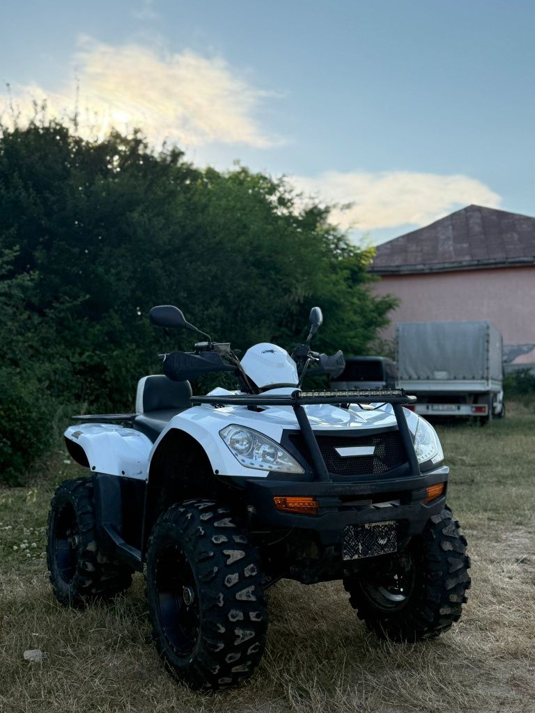 Vând atv Goes 525