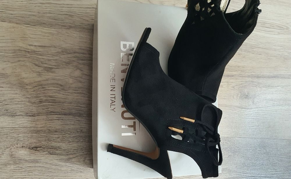 Sandale Solo Donna,marimea 37,noi