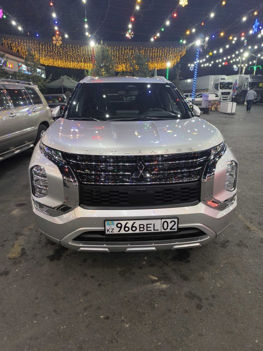 Митсубиши Оуытландер