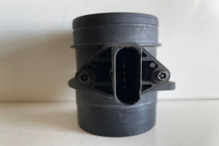 Debitmetru Bosch 0281002461 Skoda Octavia a 2-a generatie seria