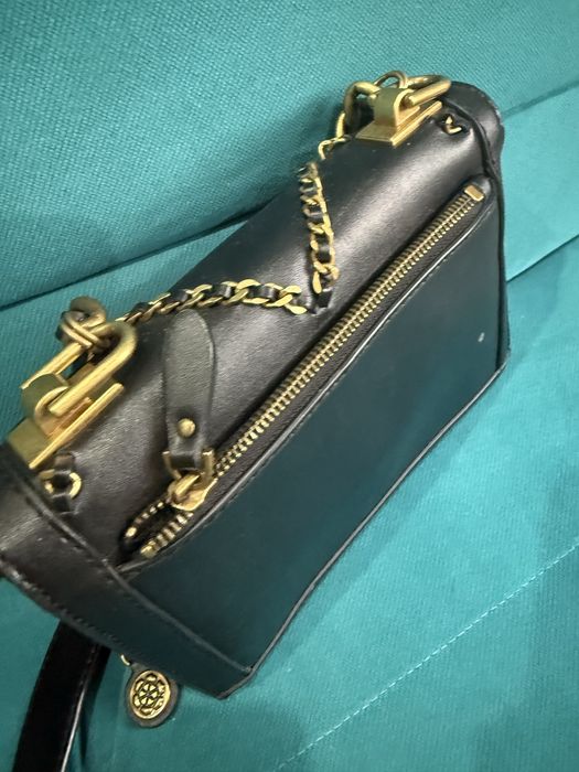 Продаю сумку Guess