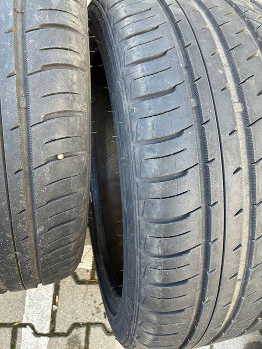 Гуми летни 275/35 R18