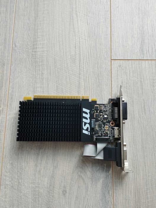 Placa video GT 710 2 GB