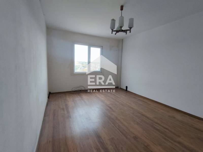 Двустаен апартамент в кв.Бадема гр.Хасково