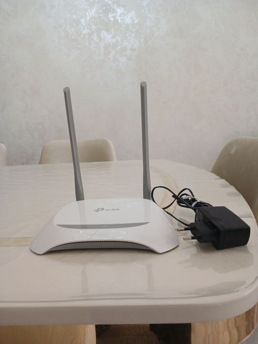 Роутор tp-link Модель:TL-WR840N.