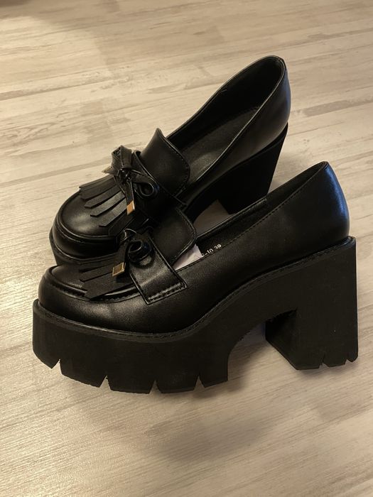 Pantofi dama marime 39