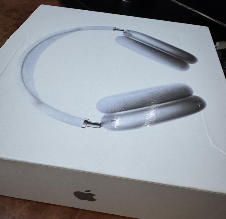 Наушкики Apple AirPods Max серебристый