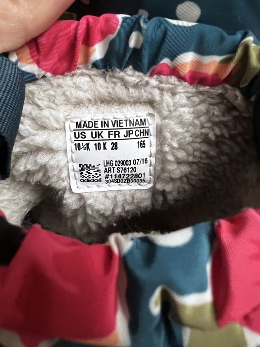 Адидас апрески ботушки за момиче