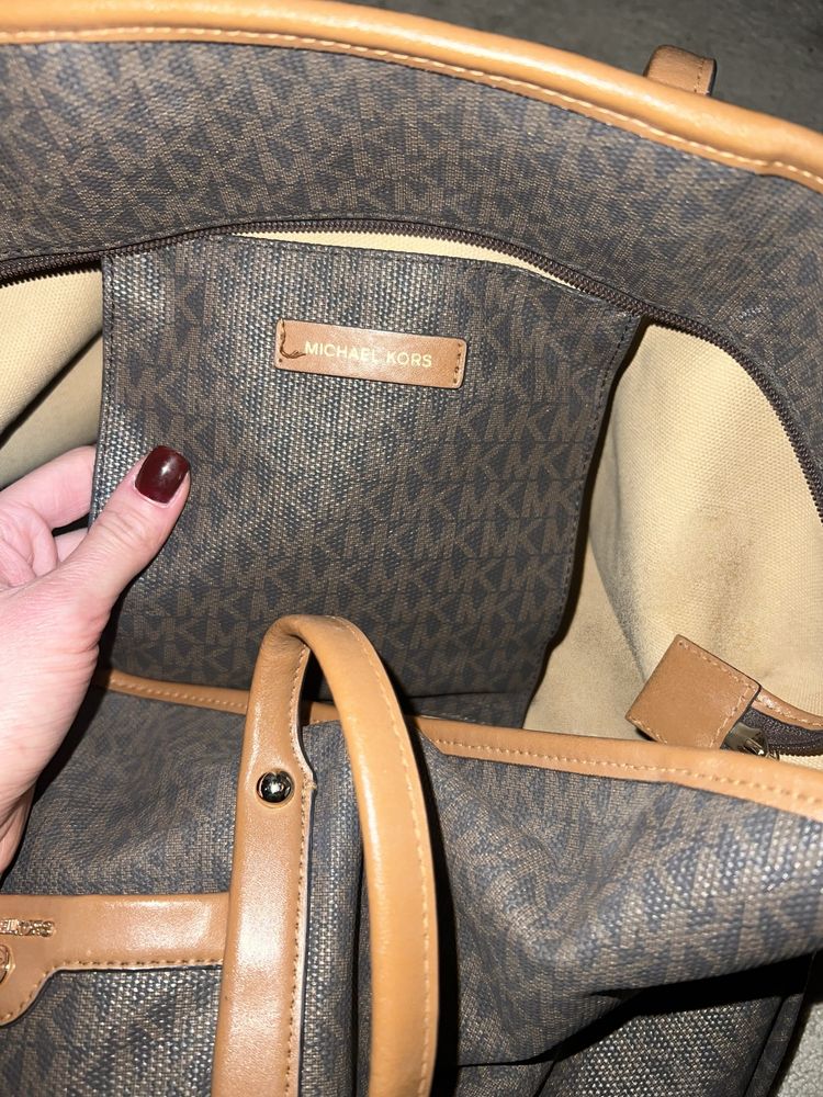 Чанта Michael Kors