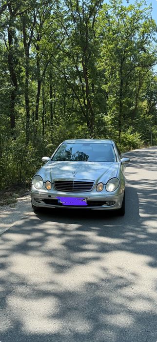 Vand/schimb/ auto/moto mercedes w211 E-class 4matic