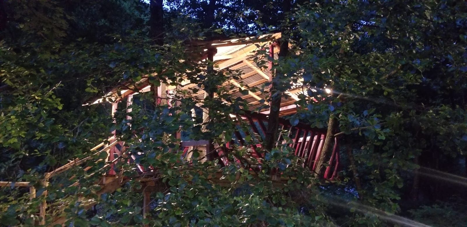 Vând cabana Valea Ierii