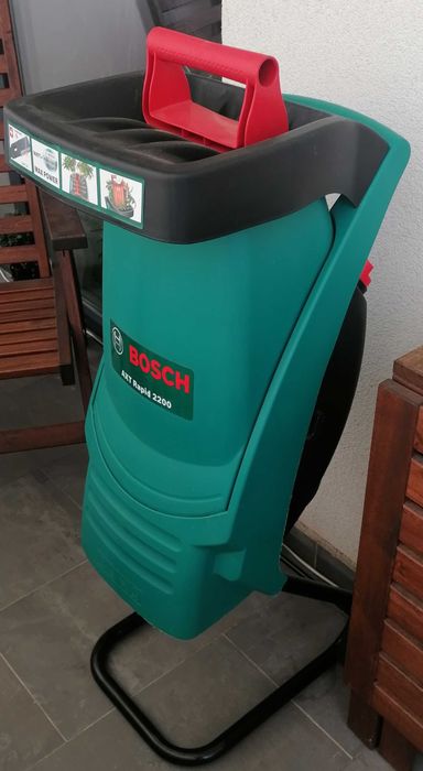 Tocator crengi electric, Bosch