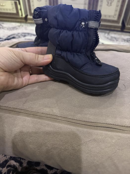 Детские сапоги в очень хорошем состояние.