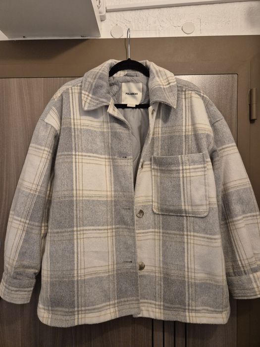 Pull and bear Ватирано дамско яке тип риза