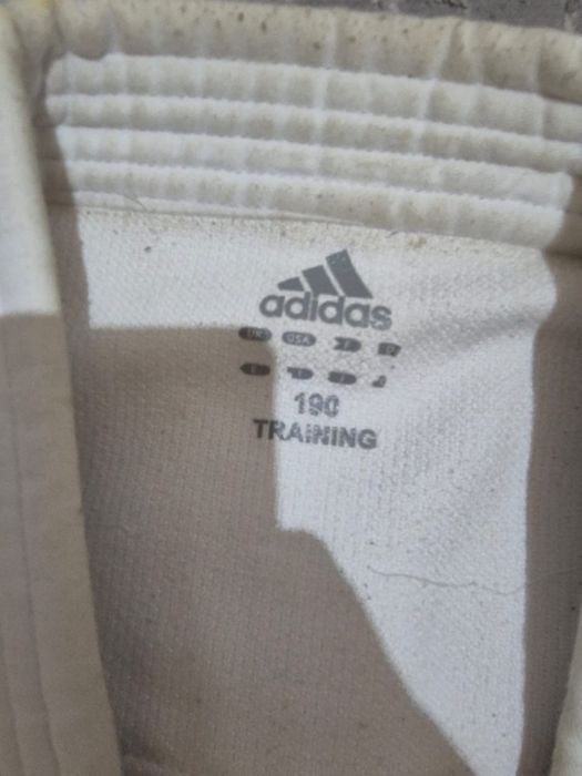 Кимоно Adidas для дзюдо
