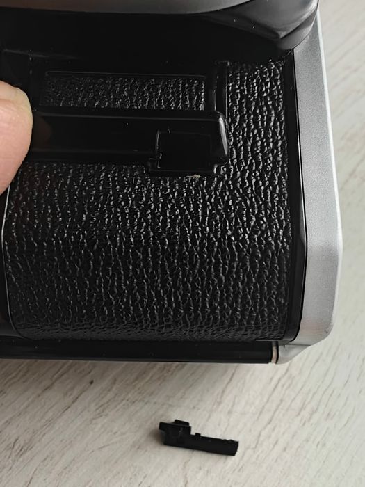 Aparat foto SLR Canon AE-1 obiectiv canon 28mm 1:2,8