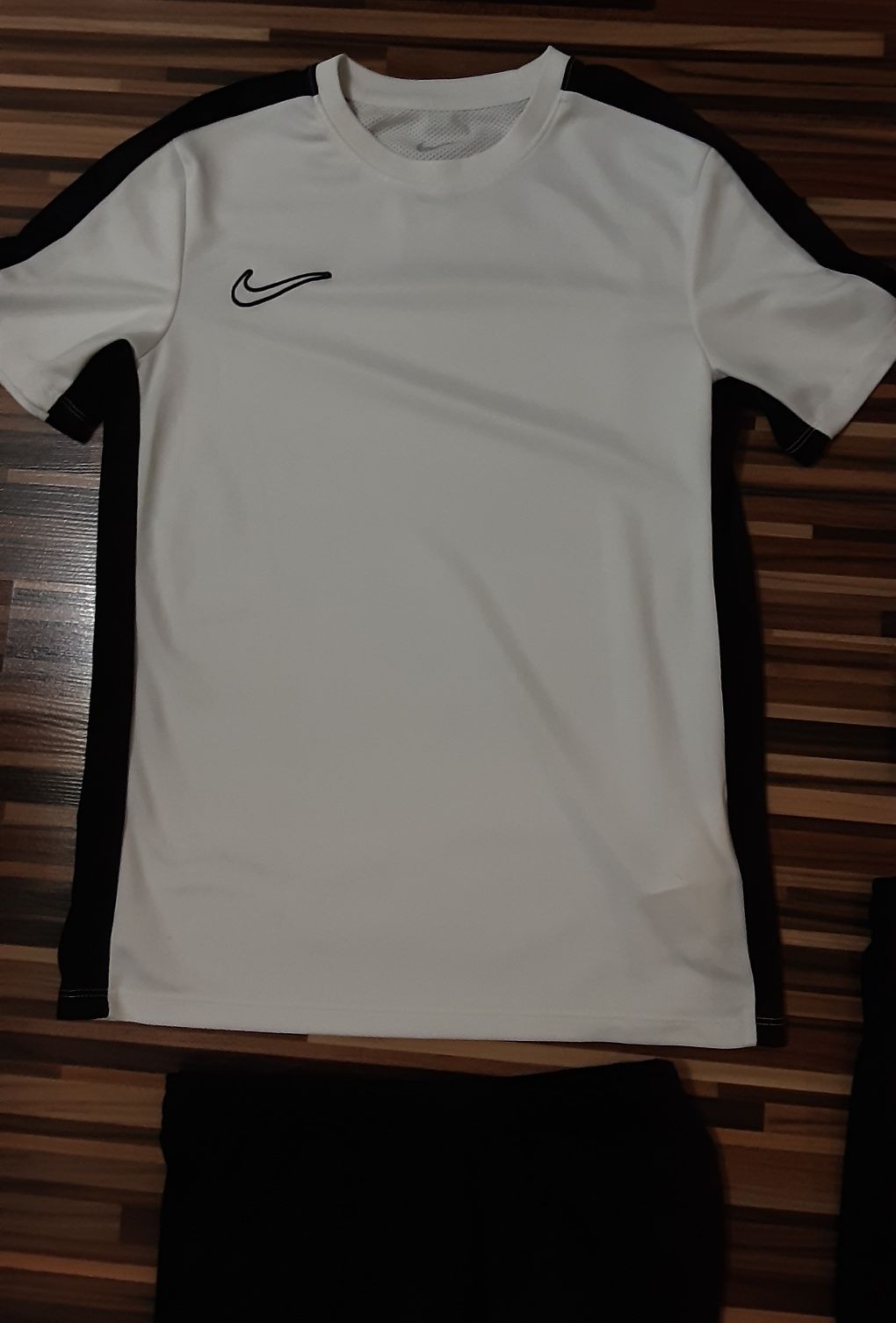 (М 137-147) NIKE оригинални футболни дрехи за момче