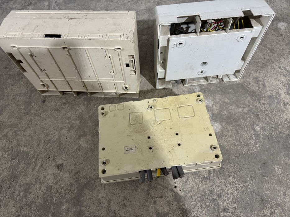 Табло  3 пластмасови