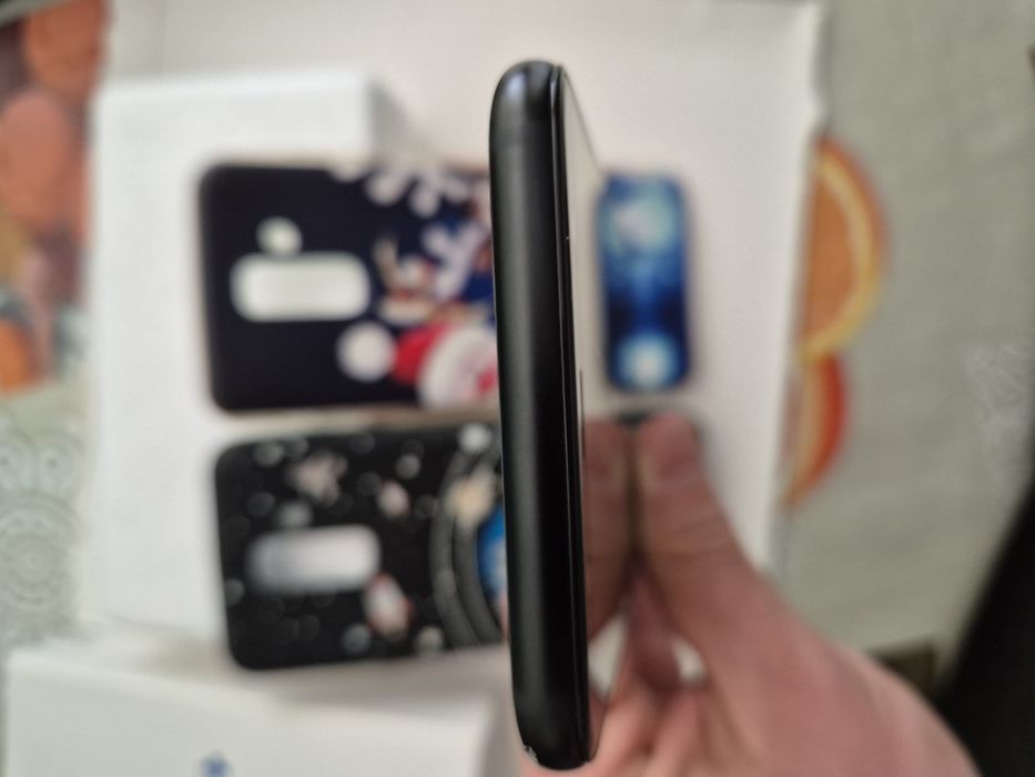 Продавам Samsung Galaxy A6+