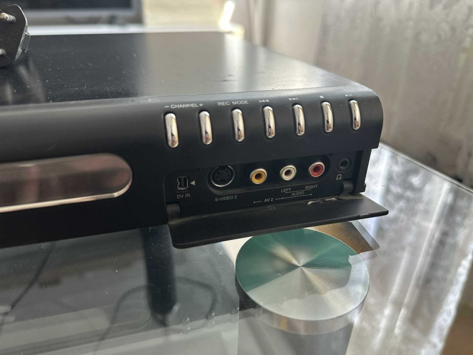 DVD recorder TEVION DRW1000