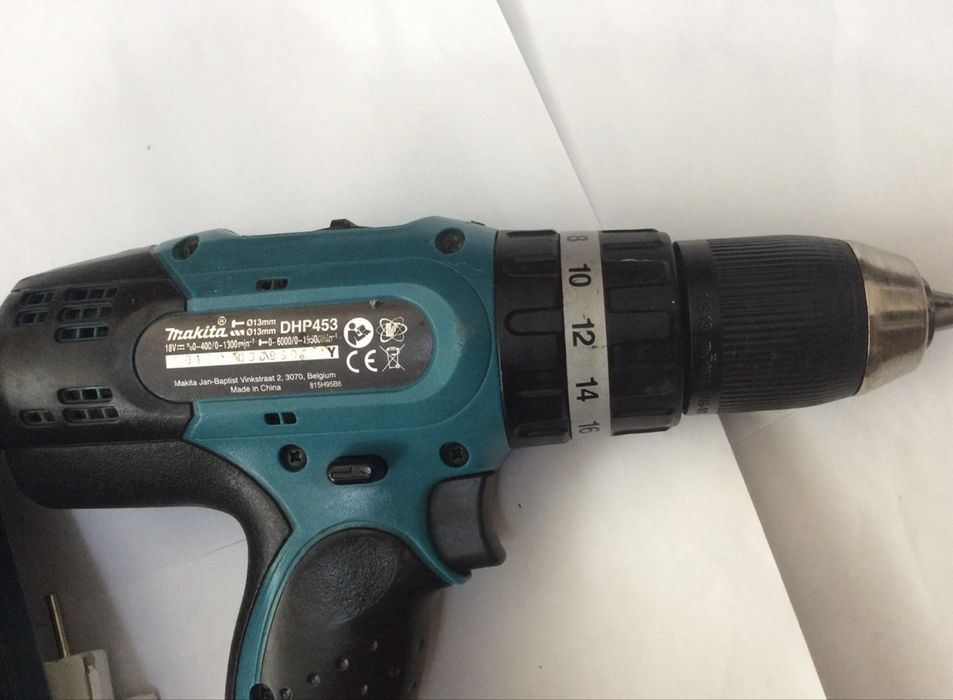 Makita DHP453 masina de gaurit si insurubat cu 16 trepte