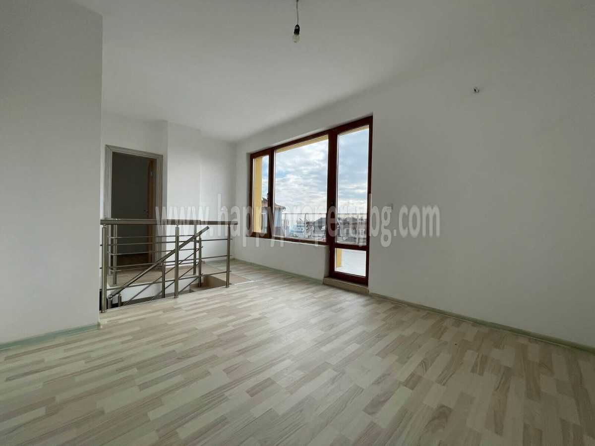 Продава се Тристаен апартамент в с. Равда, Област Бургас - 174 кв.м за 690 €/кв.м - Снимка #9
