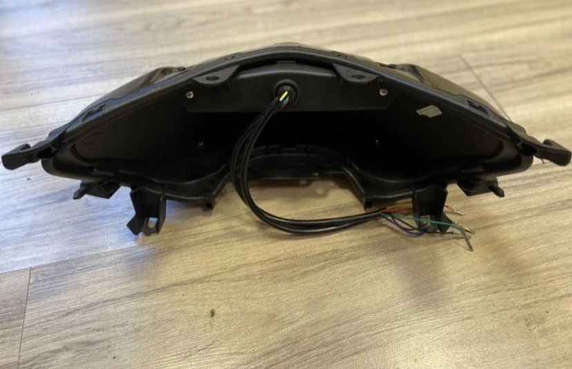 Yamaha Nmax стоп