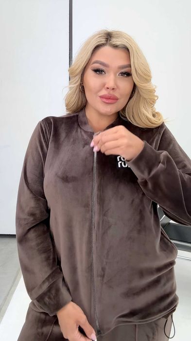 Нов Дамски Кадифен, Плюшен Костюм Голям Размер (6XL/7XL) - Памук 85%