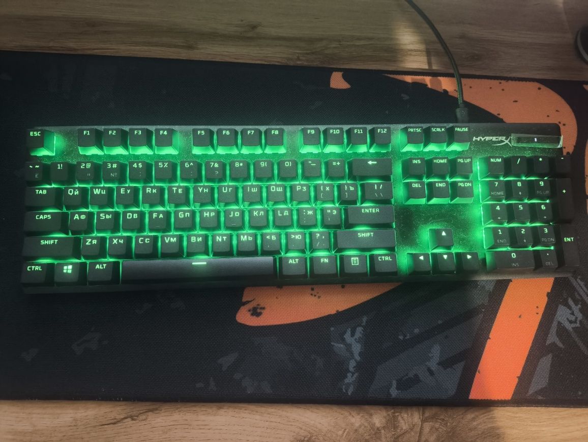 Продам hyperx pbt кейкапы новые