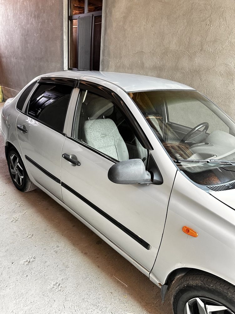 Лада калина 2000$