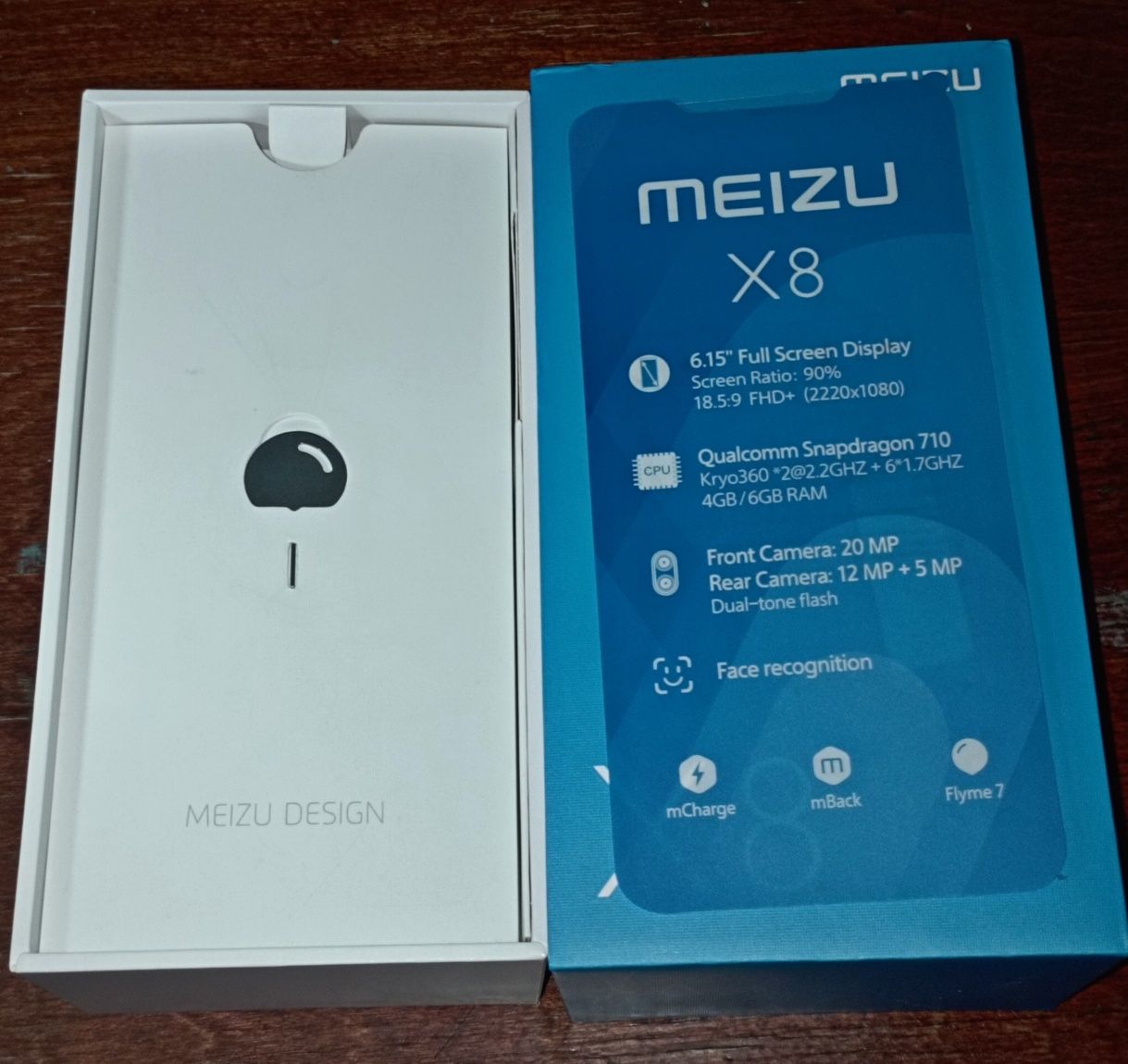 Meizu x8 64/4 с документами и родной оригинальной быстрой зарядчикам